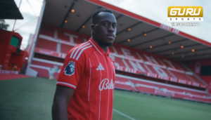 อาร์โนด์ คาลิมูเอนโด้ เป้าหมายของ แฟร้งค์เฟิร์ต เปิดโต๊ะคุย ฟอเรสต์