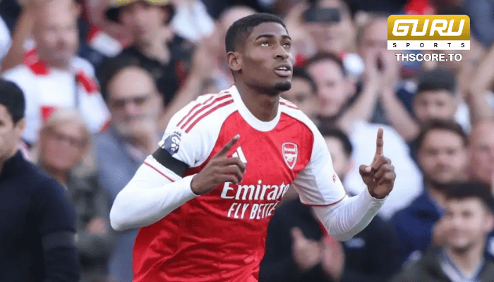 คริสเตียน มอสเกร่า ปราการหลังของ ปืนใหญ่ ถูกเรียกตัวเข้าสู่แคมป์ทีมชาติสเปนชุดใหญ่เป็นครั้งแรกในชีวิต สำหรับการลงทำศึกฟุตบอลอุ่นเครื่องนัดสำคัญ